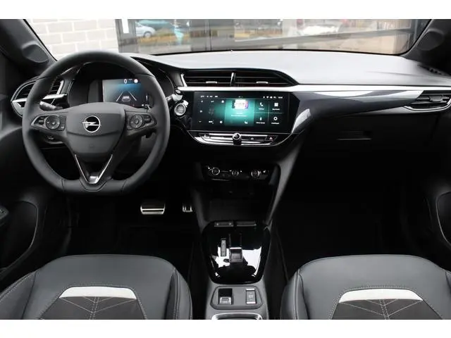Opel Corsa 1.2 Turbo Hybrid Ultimate / Stoelverwarming / 360 Camera / N.A.P.