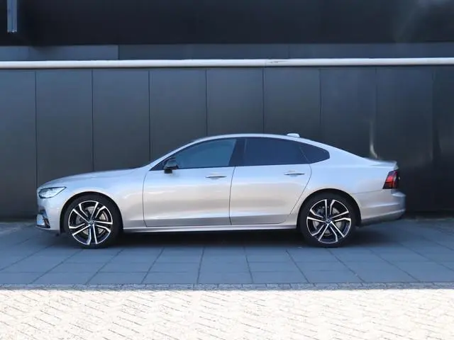 Volvo S90 2.0 B5 Ultimate Bright | LEDER | SCHUIFDAK | H&K | CAMERA | APPLE CARPLAY | CRUISE |