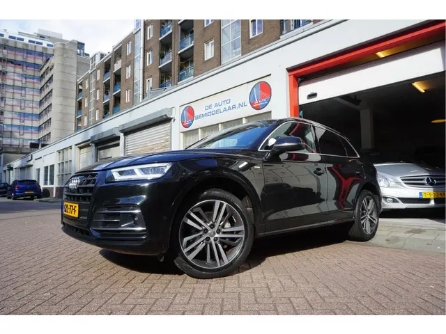 Audi Q5 55 TFSI e quattro Competition Aut7 | Trekhaak | B&O | S-line | Virtual Cockpit | Adaptive cr...
