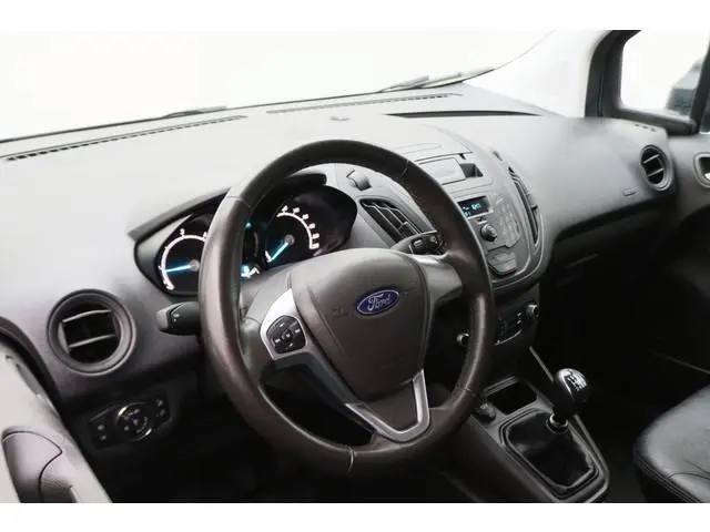 Ford Transit Courier 1.5 TDCI Trend Leer, Airco, Trekhaak, Side-Bars, PDC