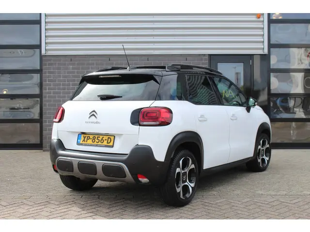 Citroën C3 Aircross 1.2 PureTech S&S Shine / Carplay / Panoramadak / Keyless