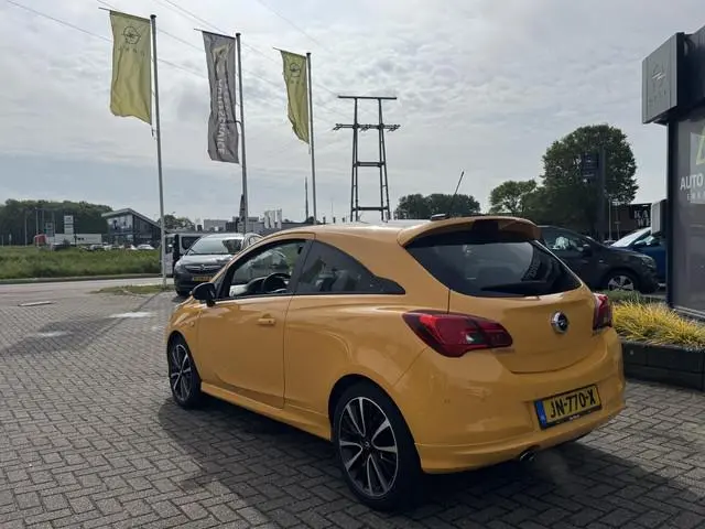 Opel Corsa 1.0 Turbo Color Edition Incl. 12M garantie-beurt-apk Fantastische kleur ! | OPC Line pakk...
