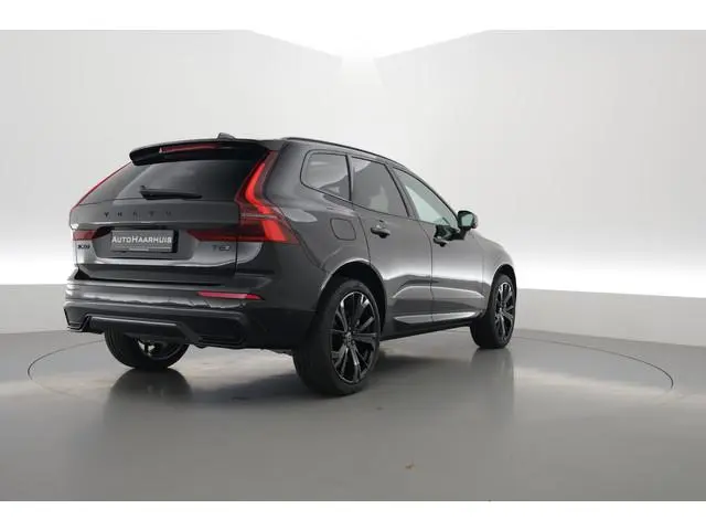 Volvo XC60 2.0 T6 Plug-in hybrid AWD Plus Black Edition | Pano | 21” | Memory Seats | Harman Kardon...
