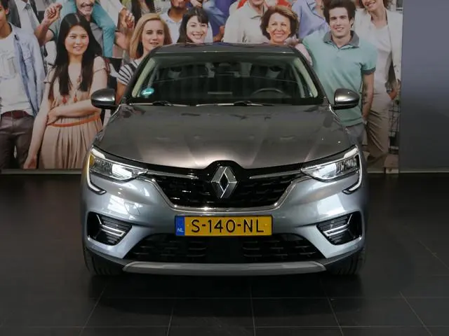 Renault Arkana 1.6 E-Tech hybrid 145 techno - Dealer onderhouden! - Adaptive Cruise - Navi - Sensor...