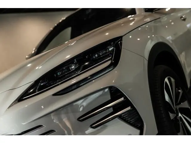BYD SEAL U