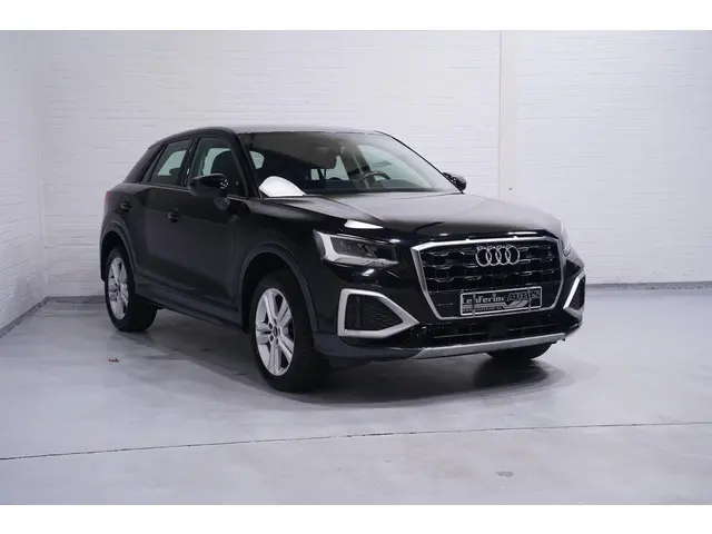 Audi Q2 35 TFSI Business Edition 1e Eig. NAP Camera Navi PDC Clima Trekhaak