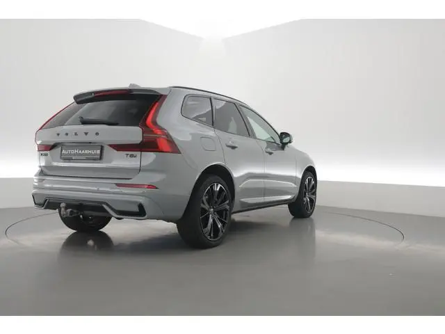Volvo XC60 2.0 T8 Plug-in hybrid AWD Plus Black Edition | Pano | HUD | 360cam | H&K Audio | Elek. Tr...