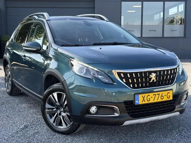 Peugeot 2008 1.2 PureTech Allure D-riem vv in 2025 l Trekhaak l 131pk l Pano l Camera l Carplay l Na...