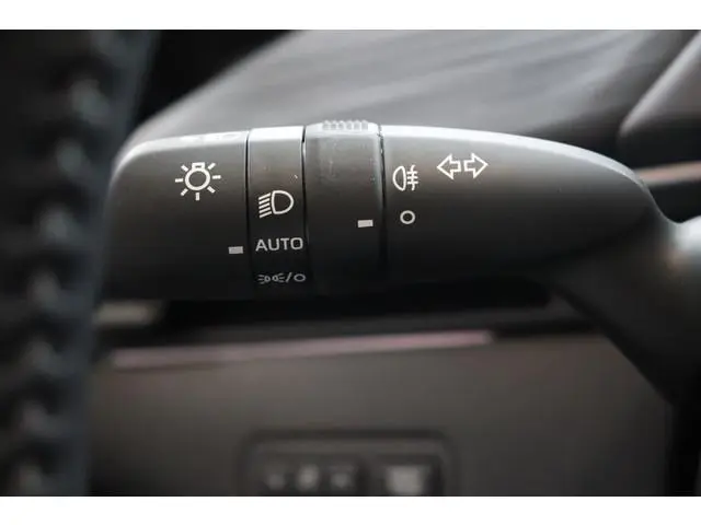 Toyota C-HR+