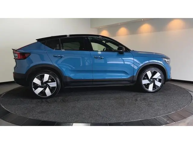Volvo C40 Recharge Twin Intro Edition 78 kWh | panoramadak | adaptieve cruise control |  Soh (batter...