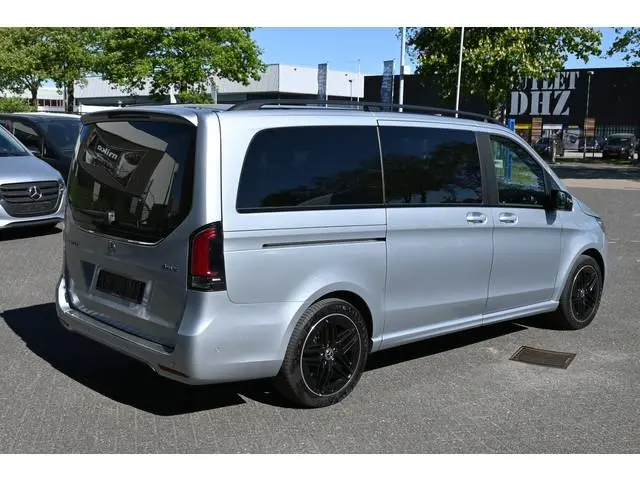 Mercedes-Benz V-klasse 300d 4-Matic AMG L2 Exclusive DC Airmatic, Panoramadak, Standkachel, Etc. 