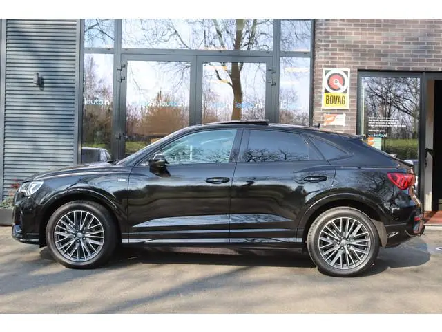 Audi Q3 Sportback 35 TFSI S-Line Optiek Black Pano/Leder/LED/ACC/Camera/Virtual Cockpit+/19"/Trekhaa...