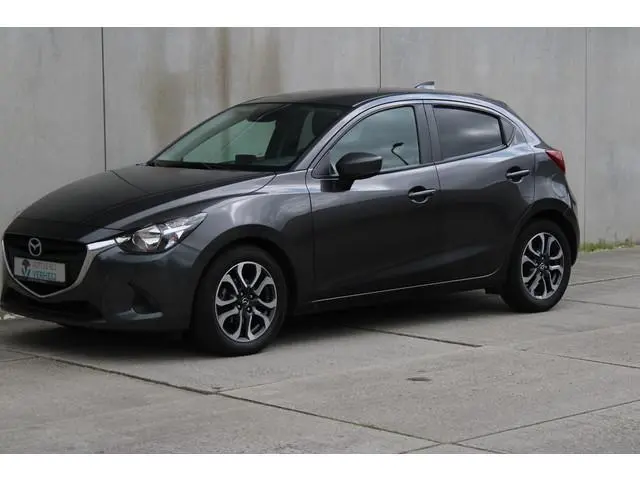 Mazda 2