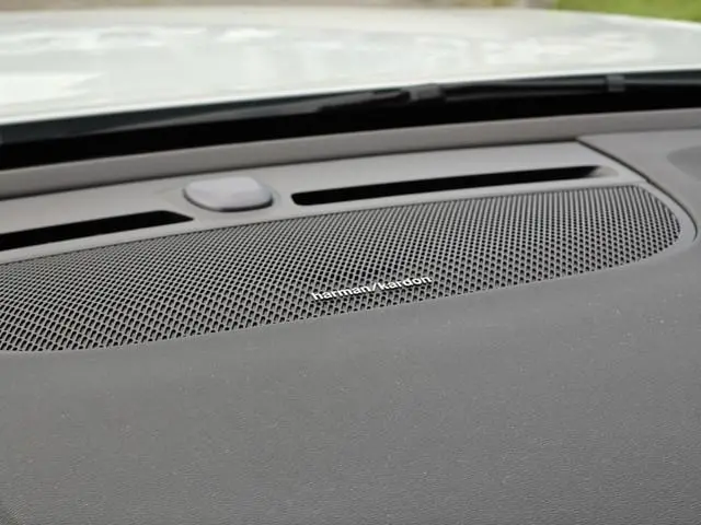 Volvo EX40
