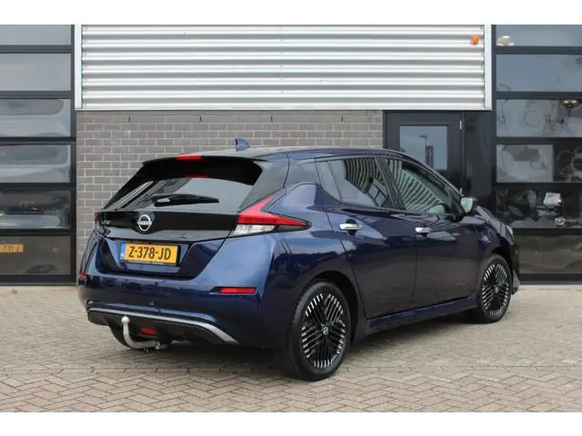 Nissan LEAF Tekna 39 kWh / Carplay / 360 Camera / N.A.P.