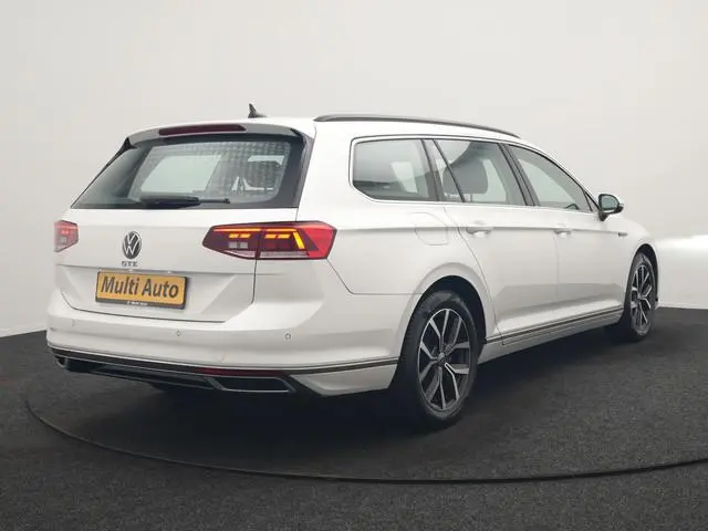 Volkswagen Passat Variant 1.4 TSI GTE Business PHEV 218pk Dealer O.H. | Adaptive Cruise | Camera | V...