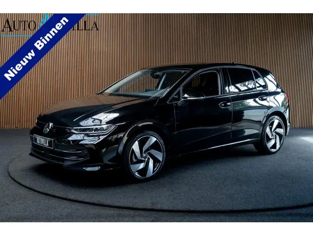 Volkswagen Golf 8.5 1.5 eTSI Leer ACC Navi Climate 3-zone PDC LM velgen Stuurverwarming Stoelverwarm...