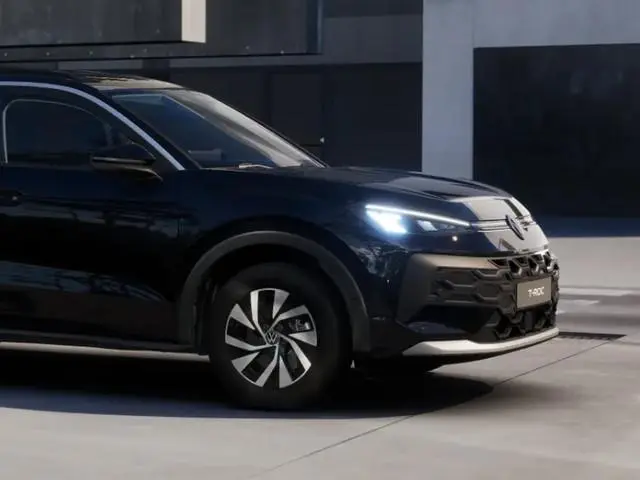 Volkswagen T-Roc Limited Edition 1.5 eTSI 116 PK 7 versn. DSG · Comfort Pakket · Prijs is inclusief...