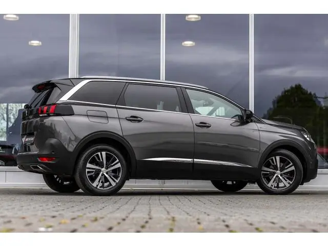 Peugeot 5008 1.6 e-THP GT-Line | Pano | Focal | ACC