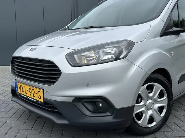 Ford Transit Courier