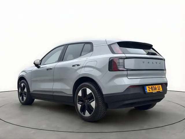 Volvo EX30 Single Motor Core 51 kWh sOH 94% Camera Dode-Hoek Apple-Carplay