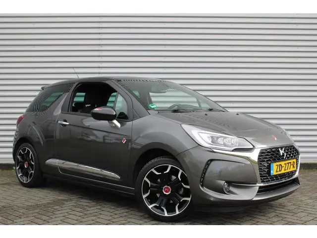 DS DS 3 1.2 PureTech Performance Line | Automaat | Navi | Trekhaak | Clima | 17" LM Velgen | Camera...