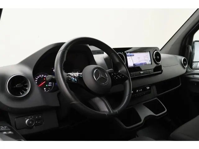 Mercedes-Benz Sprinter 317 CDI Automaat L2H2 Pro 3-Zits, Airco, Cruise, Camera, Navigatie, Bluetooth...