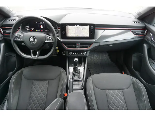 Skoda Scala 1.5 TSI 150pk Sport Business/Virtual Cockpit/ Trekhaak wegklapbaar