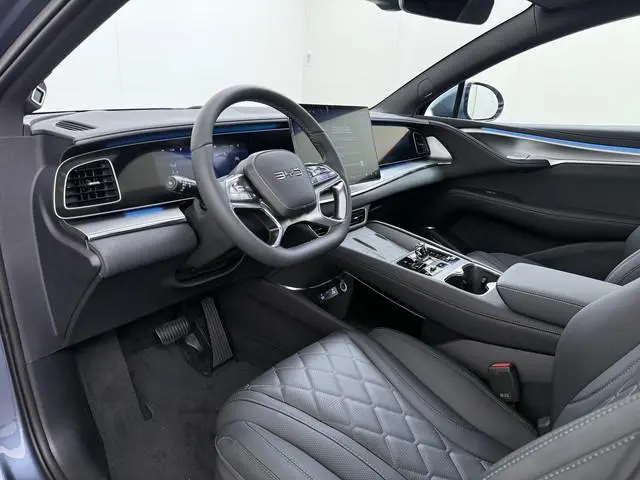 BYD SEALION