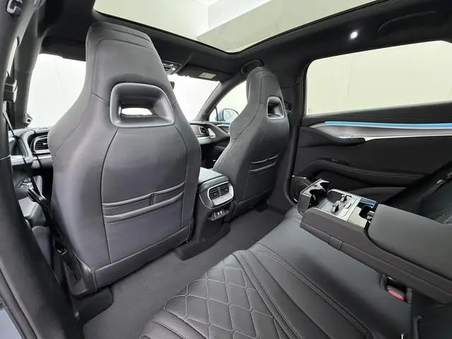 BYD SEALION