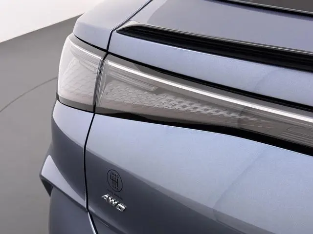 BYD SEALION