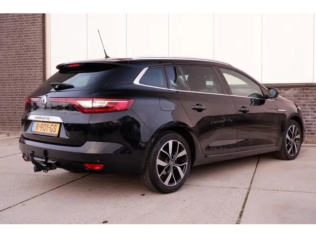 Renault Mégane Estate 1.3 TCe Bose 163pk | Trekhaak | Camera | Carplay | Navi | Climate