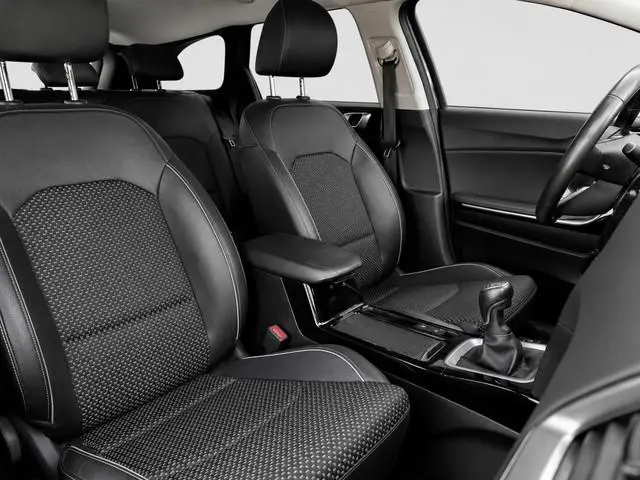Kia Ceed Sportswagon 1.0 T-GDi DynamicPlusLine Camera, Carplay, Android Auto, Privacy Glass, Stuur/S...