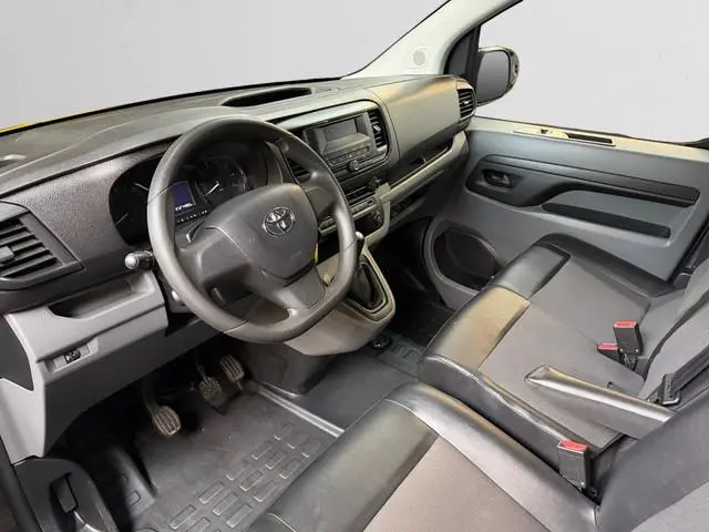 Toyota PROACE Worker 1.6 D-4D Cool Comfort Long Euro 6- NAP 91dkm, 3 Pers, Leder Interieur, Trekhaak...