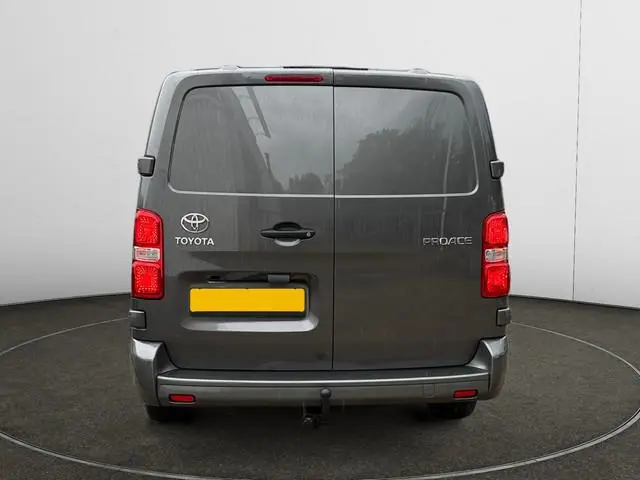 Toyota pro-ace