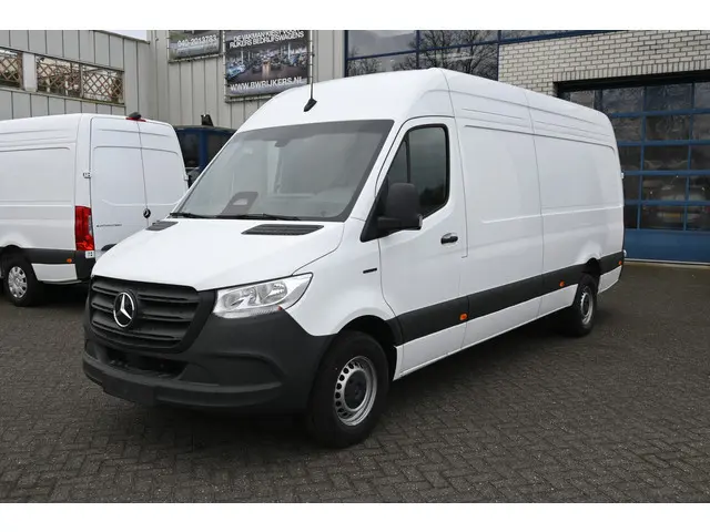 Mercedes-Benz eSprinter