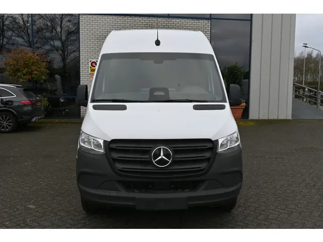 Mercedes-Benz eSprinter