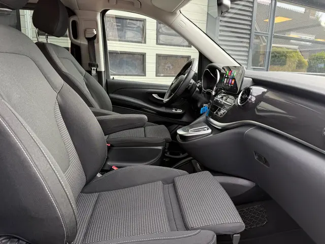 Mercedes-Benz EQV