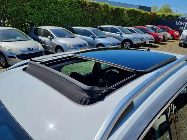 ŠKODA Karoq 1.5 TSI ACT Style Business ✅PANODAK ✅CARPLAY ✅CANTON SOUND