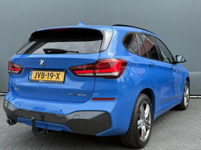 BMW X1 BWJ 2022 xDrive25e 221 PK  eDrive Edition M SPORT | NIEUW BINNEN! TREKHAAK | FULL LED | HALF...