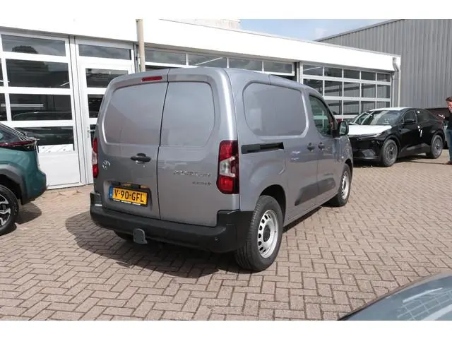 Toyota pro-ace