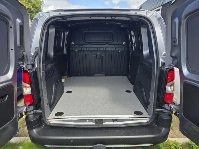 Toyota pro-ace