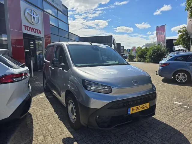 Toyota ProAce City 50 kWh 136pk Challenger Apple & Android auto, Cruise controle, Stoelverwarming, P...