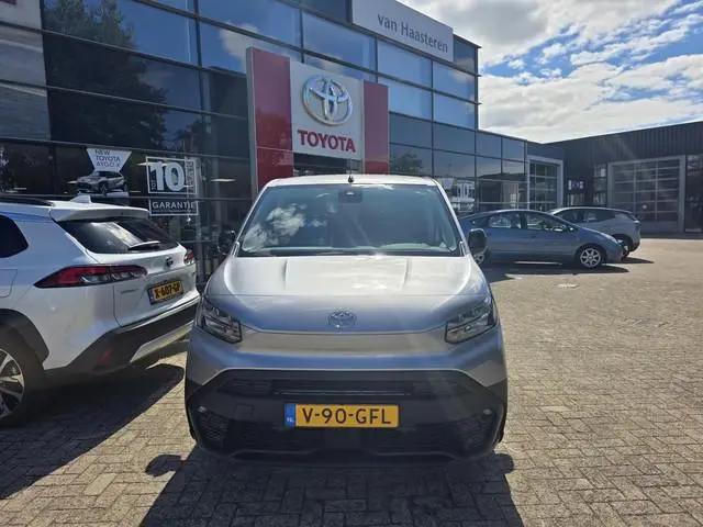 Toyota pro-ace