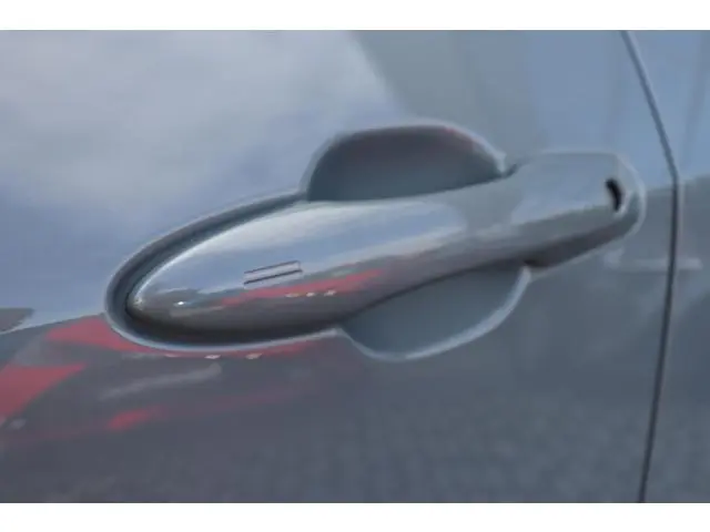 Toyota CHR +