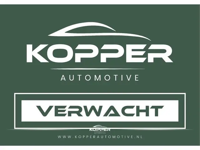 Porsche Macan 2.0 / Pano / Trekhaak / Luchtvering / Bose / Nwe Distr Ketting + Turbo