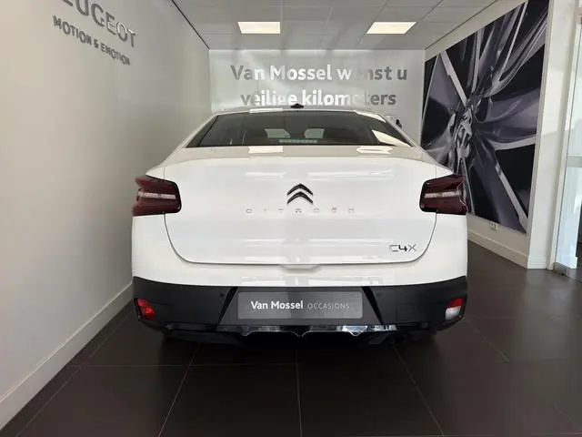 Citroën C4 X
