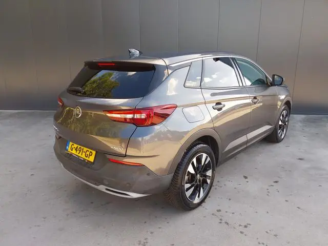 Opel Grandland X 1.2 Turbo 131 PK Ultimate AUTOMAAT HALF LEER LED NAVI CRUISE ECC