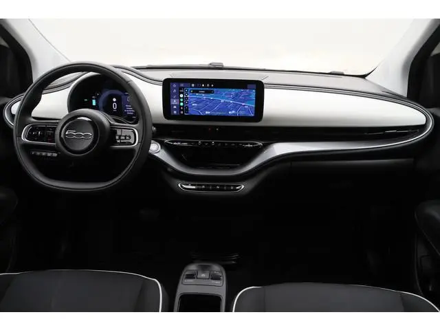 Fiat 500e Icon 42 kWh SOH 96%, Virtual Cockpit, Apple Carplay, Climate, Lane Assist, 16"