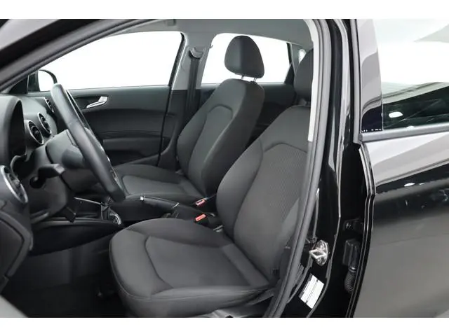 Audi A1 Sportback 1.0 TFSI S-Line | Navi | Bluetooth | Stoelverw. | Licht/- Regensensor | All Season...